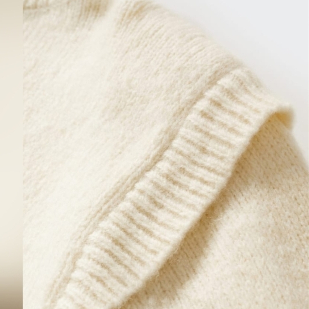 Mango Sweater - Picture 5 of 5